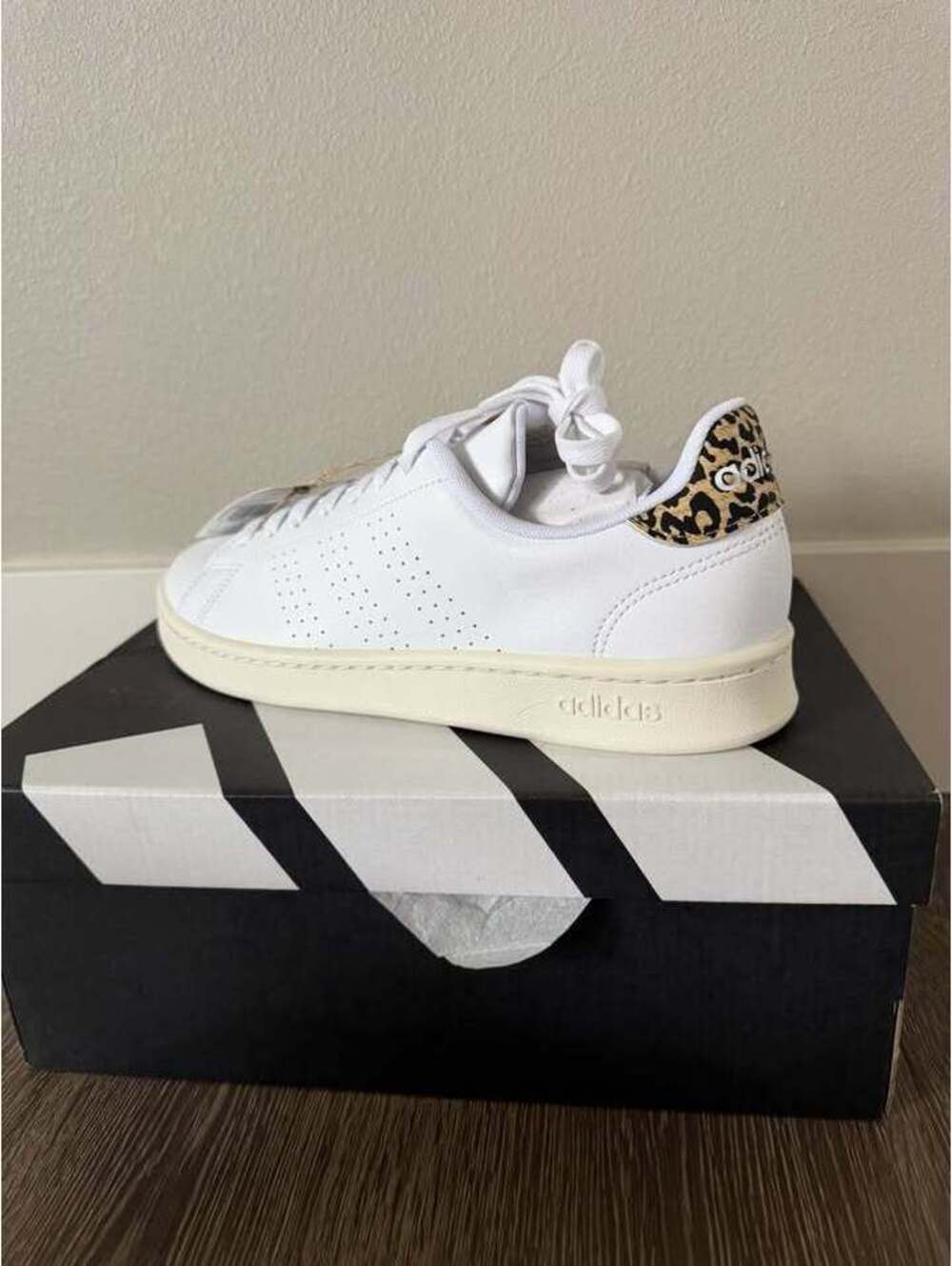 Adidas Advantage Leopard Print Sneakers - Women's 8.5 - Picture 2 of 4